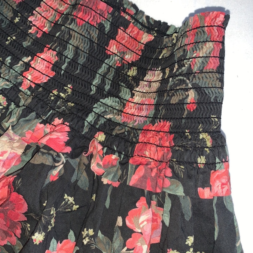 Antonio Melani Black Floral Skirt Size Medium - Picture 5 of 8